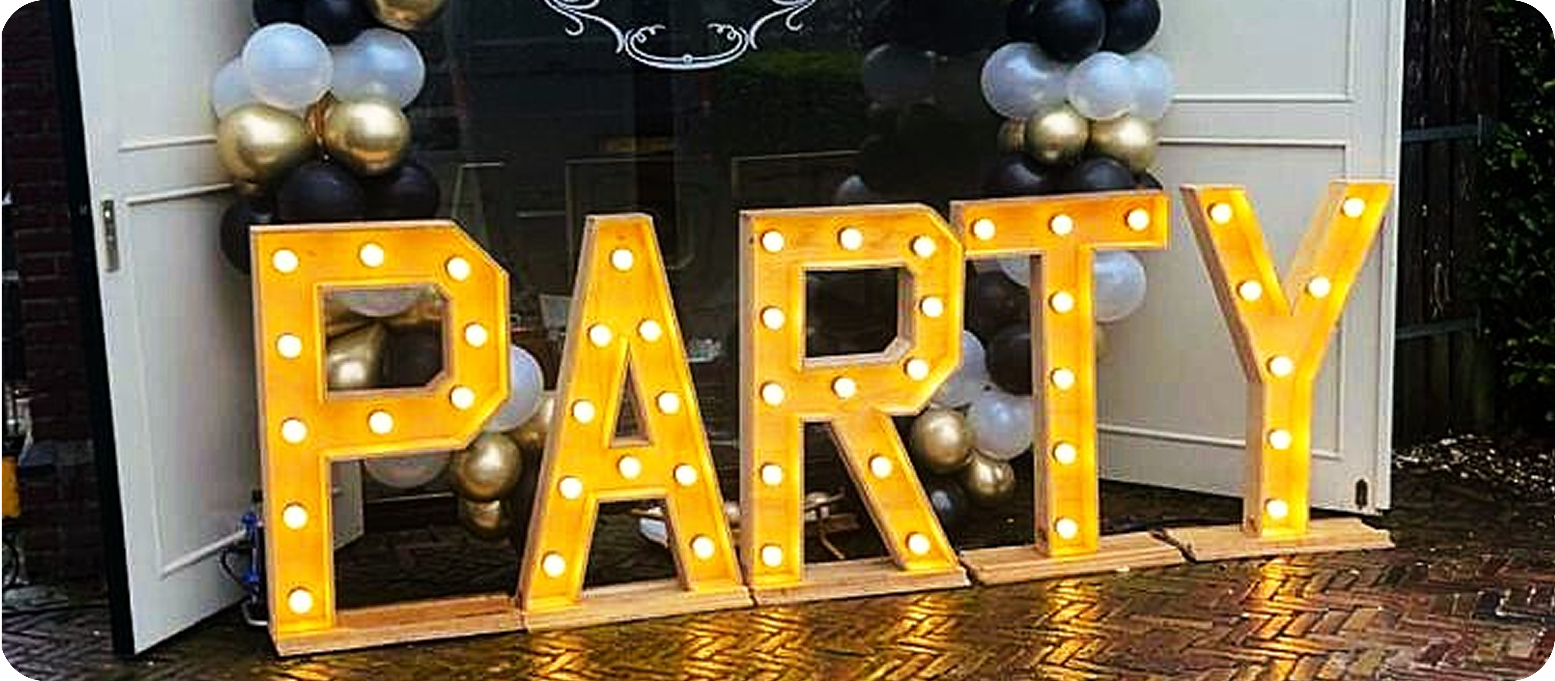 Lichtletters als opvallend 